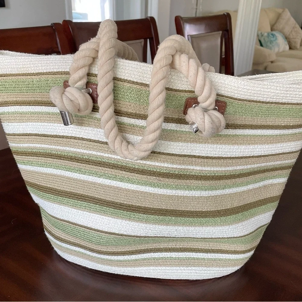 Women’s straw design woven multi color thick braided strap large beach bag
